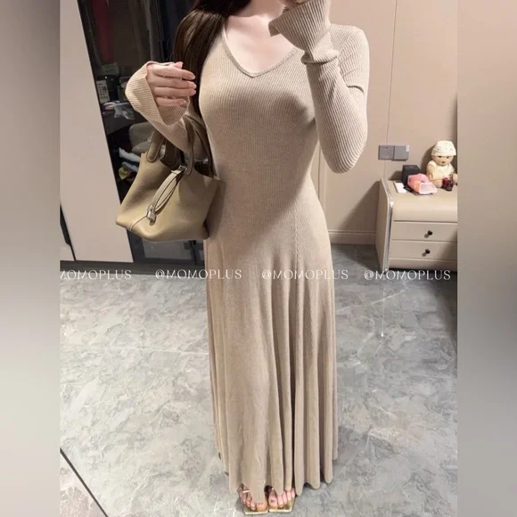 Quiet Luxury Tan Long Sleeve Knit Maxi Dress - Picture 2 of 10